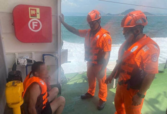 中国男泳圈偷渡金门大胆岛 海巡拦截押返调查