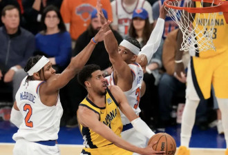 NBA东决：尼克斯惜败步行者 西亚卡姆狂砍39分