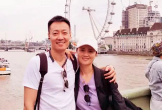 朱媛媛参加女儿入队照片被扒,本本好优秀,从小...