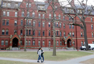 美政府要求哈佛提供外籍学生名单