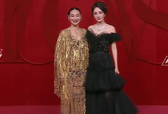 芭莎盛典红毯生图来了！杨幂鼻孔抢镜，孙俪面部发黄，林志玲脸僵