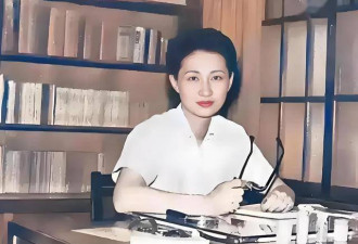 赵一荻有多美？16岁时在香山留影，美若天仙