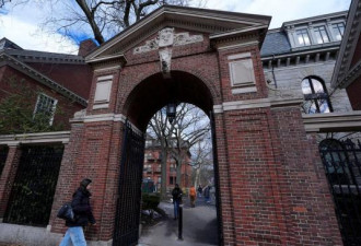美全面收紧中国学生签证影响太大 薄瓜瓜发文