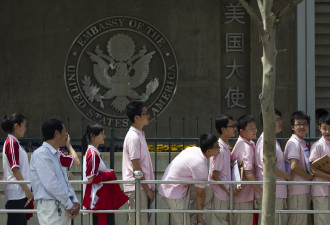“川普好像在照着习近平的剧本做事”