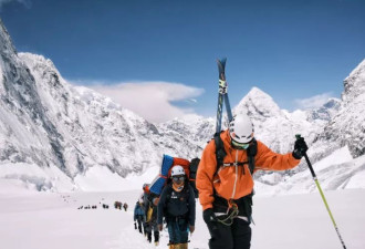 张京成首位珠峰滑雪下降中国人 曾滑坠300多米昏迷
