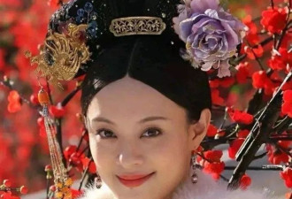 孙俪的唇下痣没了！这8位女星脸上的痣各有千秋
