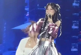 小沈阳演唱会遭负评！邀女儿做嘉宾，18岁沈佳润唱跳俱佳韩国范足
