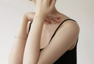 小S女儿染发晒脐环变辣妹！网友：好像韩国明星！