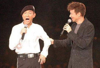 78岁路都走不稳还开演唱会，被吐槽“割韭菜”