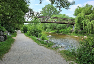 密西沙加Erindale Park里一名儿童周六落水后不幸身亡
