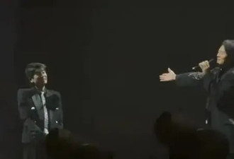 陈小春个唱郑伊健任嘉宾破不和传闻,两人当场落泪