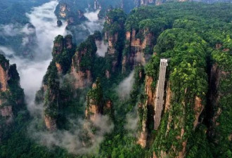 美丽景区发臭！张家界溶洞“垃圾堆7层楼”