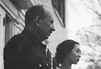 1952年张爱玲惊险南渡，被海关粉丝当场认出
