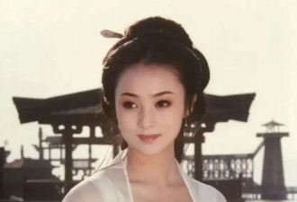 还记得蒋勤勤的两个儿子吗，迷你版陈建斌？