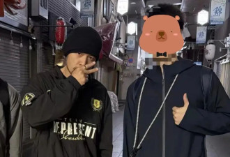周杰伦和昆凌在日本京都逛街，打扮一言难尽，穿的低裆裤太丑了