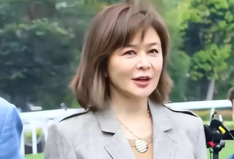 关之琳露面仍惊艳:一生追爱,错过华仔,一手好牌打稀烂？