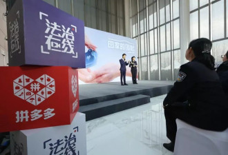 为找回“暴走”的失忆老人，他们做了5000多把钥匙