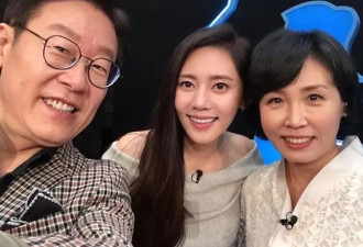 秋瓷炫晒跟韩总统李在明合影！她曾为艺术献身过限制级片