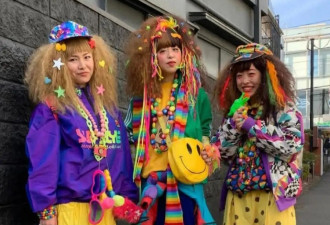 女人过了50这些配饰千万别碰 廉价俗气还没气质
