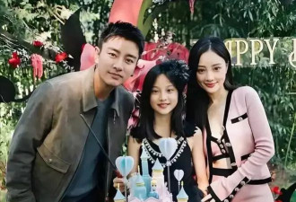 李小璐贾乃亮带娃游玩，履行当年的承诺