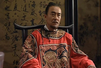中国一代文豪九次自杀未死：斧子劈头、铁钉刺耳
