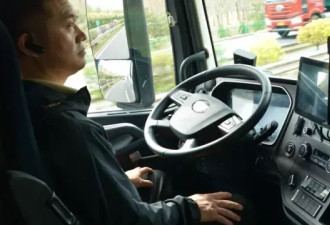 搭上无人驾驶卡车：中国运输业的转型之路