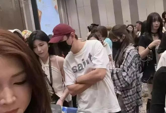王思聪现身澳门权志龙演唱会！身边围着一群女伴