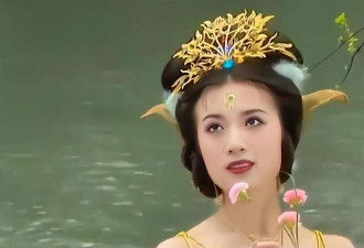 50岁金巧巧自曝30年前做过医美“很后悔”