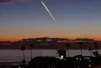 马斯克的"星链"卫星，突然大批坠落