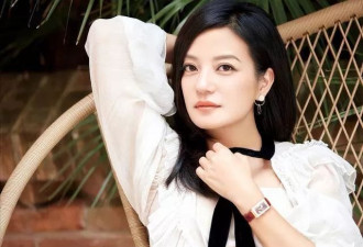 赵薇在云南庆生画面曝光，15岁女儿高调风格像网红