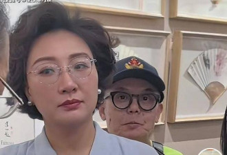 毛新宇夫人现身 状态好引热议 任扇子学会会长