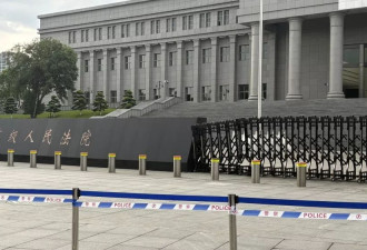贵州“杀妻灭子”案重审二审开庭 “控辩双方分歧很大”