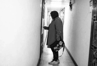 在最后的红灯区，看见50岁女人们的爱与欲