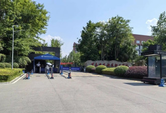 重庆一大学生校内坠井致腿部受伤，学校回应