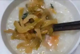 “吃饭八分饱”错了？医生：过了60岁吃饭要...