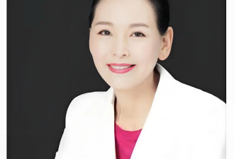 李在明头发颜色变了?她导演了韩国总统“变形记”