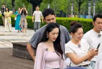 46岁陈乔恩被偶遇，网友：真人比上镜好看太多！