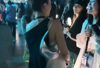 46岁高圆圆现身权志龙澳门演唱会，穿黑色露肩吊带身材火辣，优雅大方很贵气
