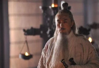 死了2500年，争议到2025年