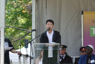 多伦多龙舟赛弘扬体育精神与传统文化