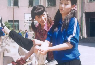 58岁徐帆：隐瞒了26年，自爆婚后无子女的内幕，原来冯小刚有苦难言