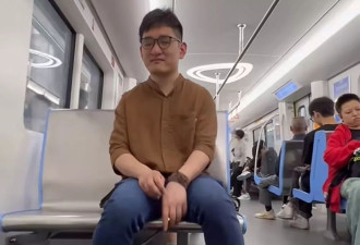 盲人小伙称博物馆拒绝带导盲犬参观引争议 博物馆回应
