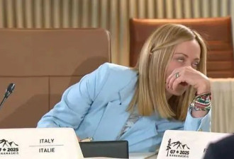 G7变吃瓜现场 英首相为川普折腰 马克龙破防了