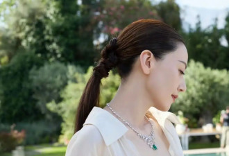 高圆圆换了“低马尾”减龄10岁！穿法式假两件小白裙，简直美炸!