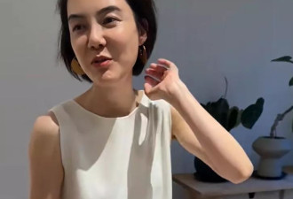 43岁车晓在别墅庆生，发际线后退秃了一大片