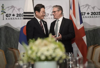 英首相G7峰会出糗 错把翻译当成李在明猛握手