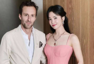 全智贤宋慧乔出席活动 两人同龄状态不同