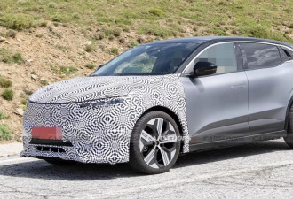 外观微调 雷诺Megane E-Tech中期改款谍照
