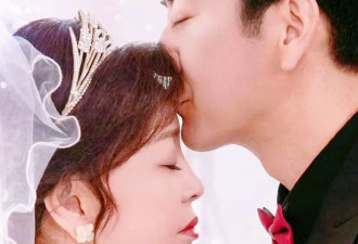 74岁刘晓庆吻戏曝光！搭档37岁男主演夫妻，网友：这年龄差太敢拍