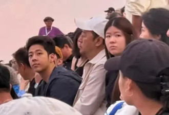 57岁郭涛带全家炸场阿那亚！女儿14岁快1米8，兄妹俩共用一张脸